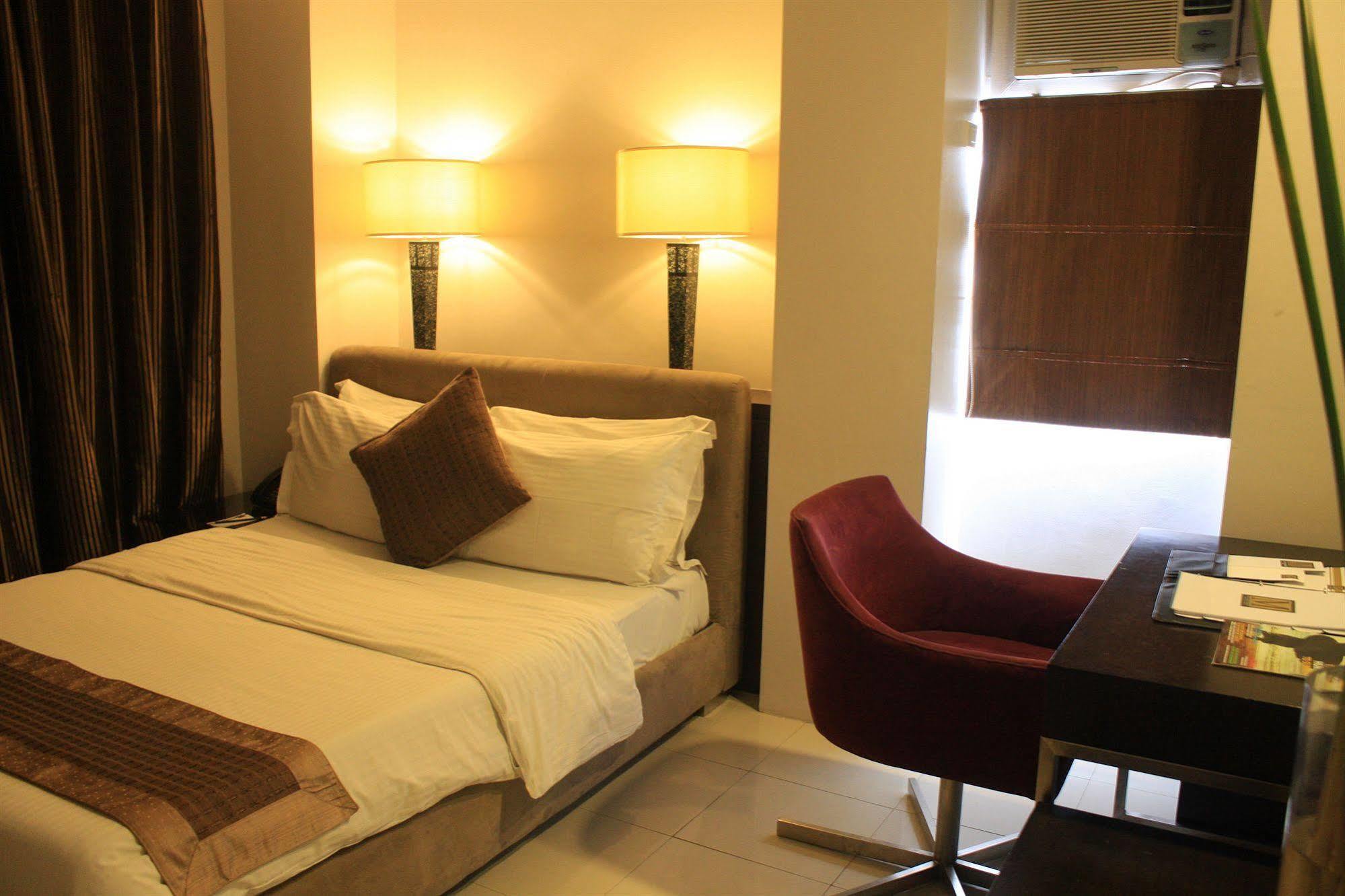 Manila Grand Opera Hotel Eksteriør bilde
