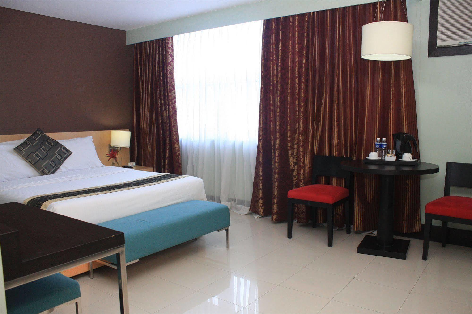 Manila Grand Opera Hotel Eksteriør bilde