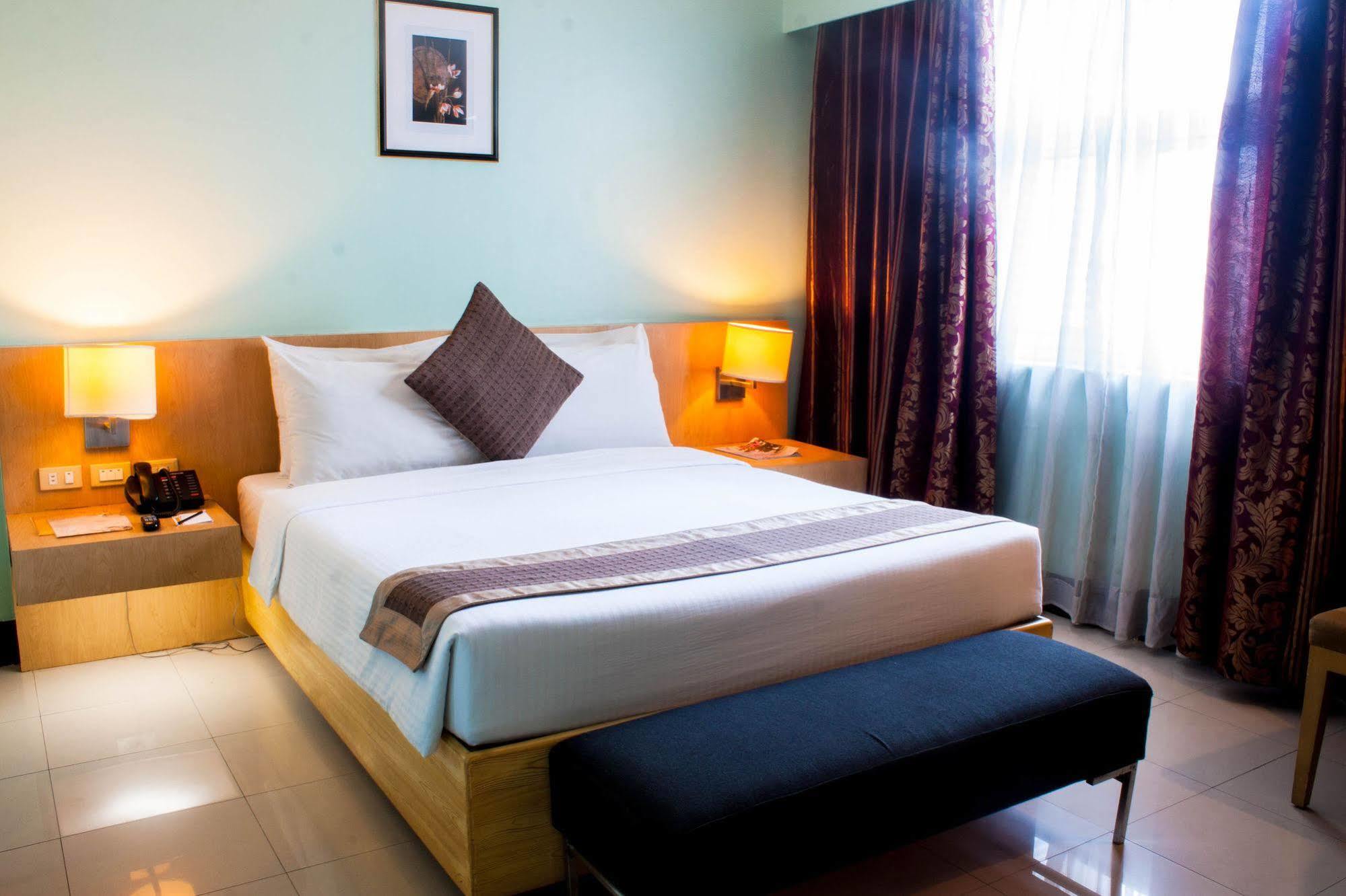 Manila Grand Opera Hotel Eksteriør bilde