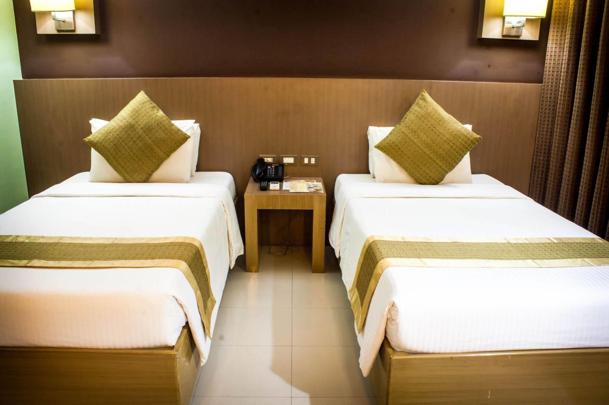 Manila Grand Opera Hotel Eksteriør bilde